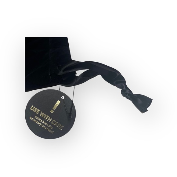 new Fenty Puma ✰ Drawstring Black Velvet Logo Dustbag + Box ✰ Rihanna RiRi - Picture 13 of 16